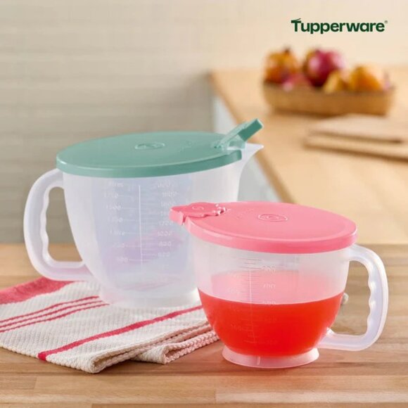 New Tupperware Classic Mix N Store Pitchers Set of 2 in two colors - Picture 2 of 3